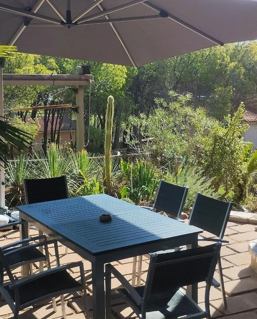 Whole Villa-Seaviews-Private Access Beach@200M Santa Margherita di Pula Italien